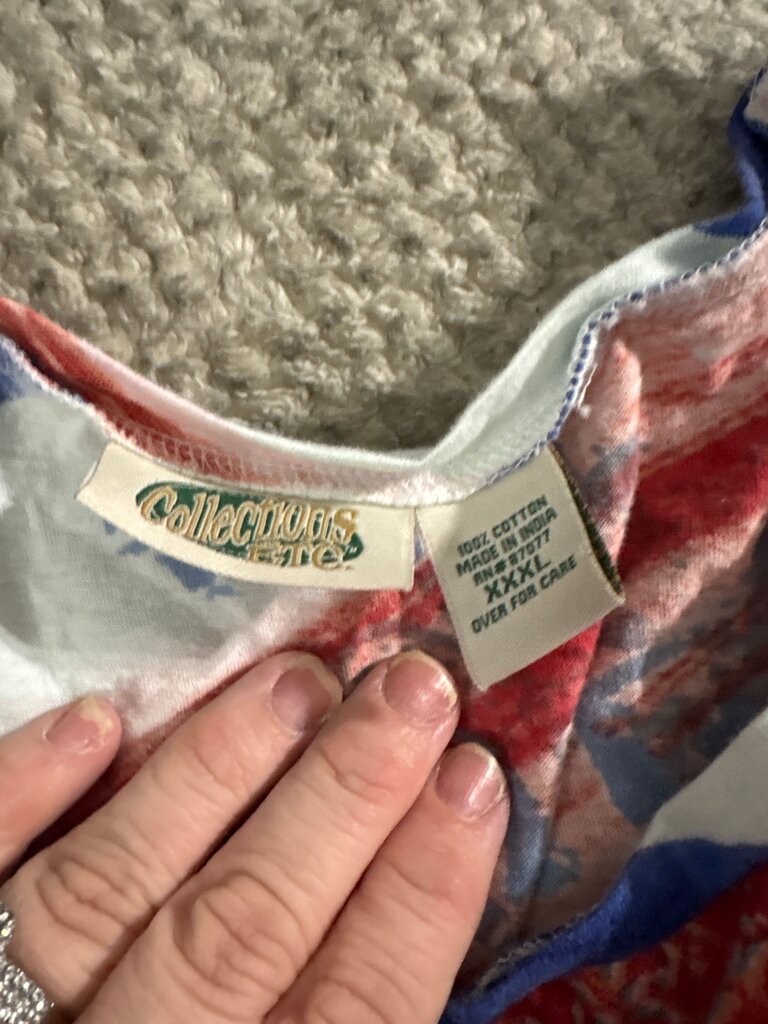 Collectibles One Red, White and Blue Floral Top