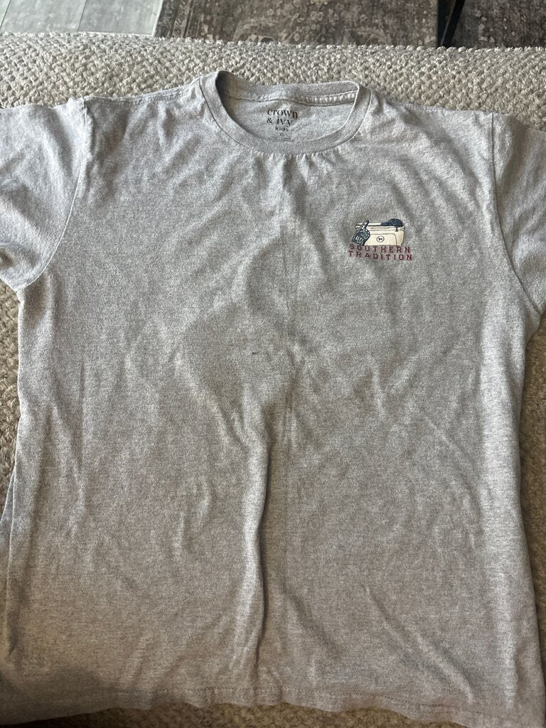 Crown & Ivy Southern Tradition Graphic Tee