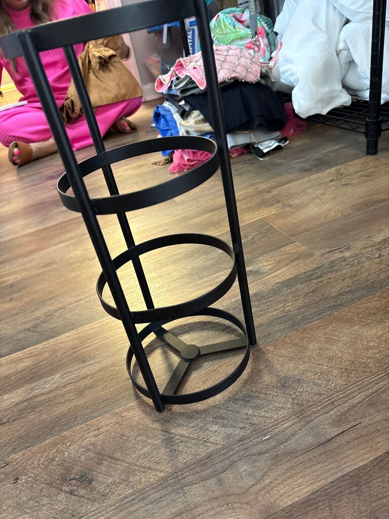 Black Wire Fruit Bowl Stand