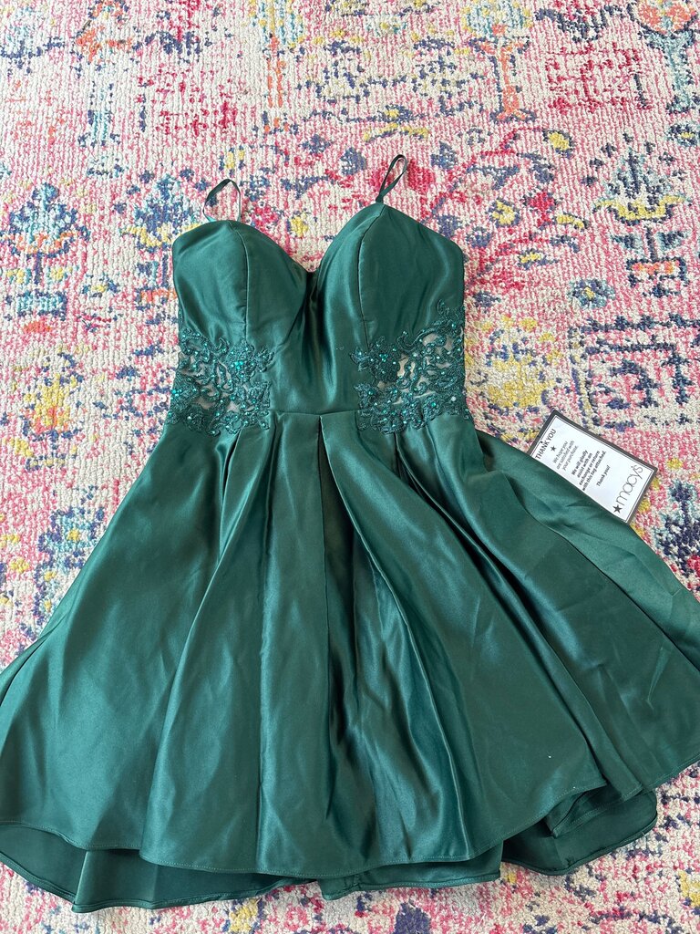 Blondie Dress With Embroidery