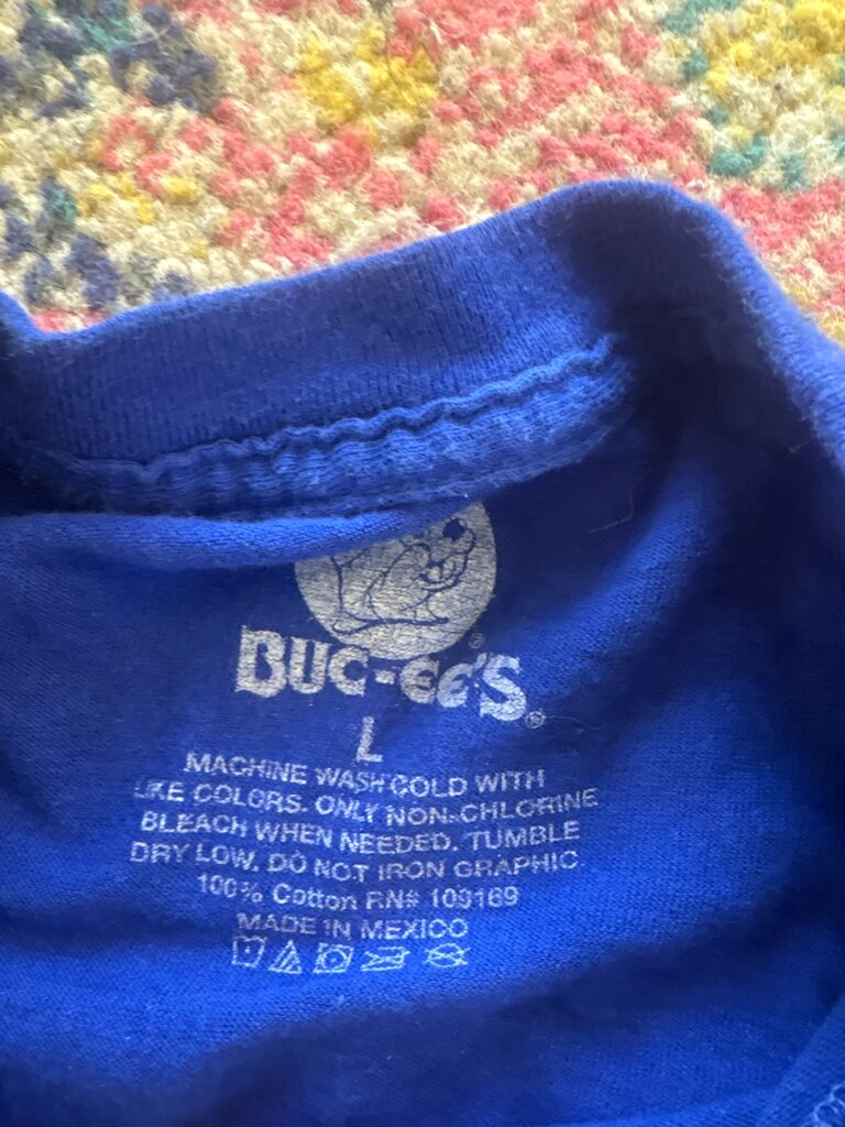 Buc-ee's Patriotic Graphic T-Shirt