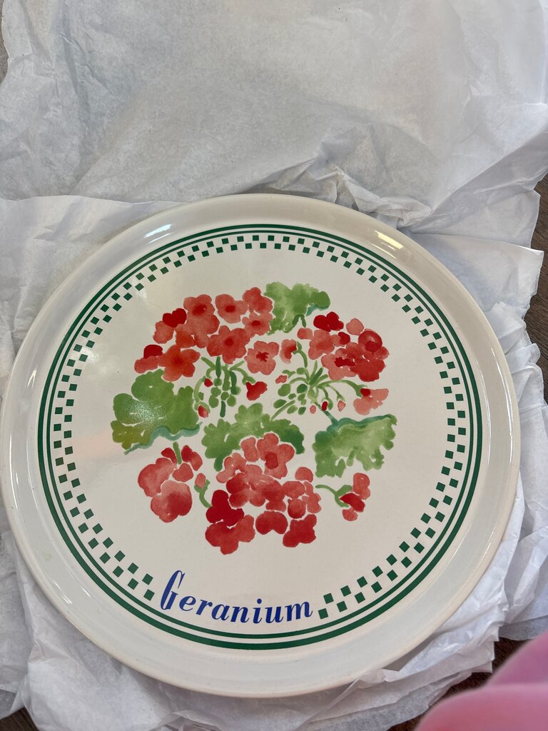 Geranium Painted Plate