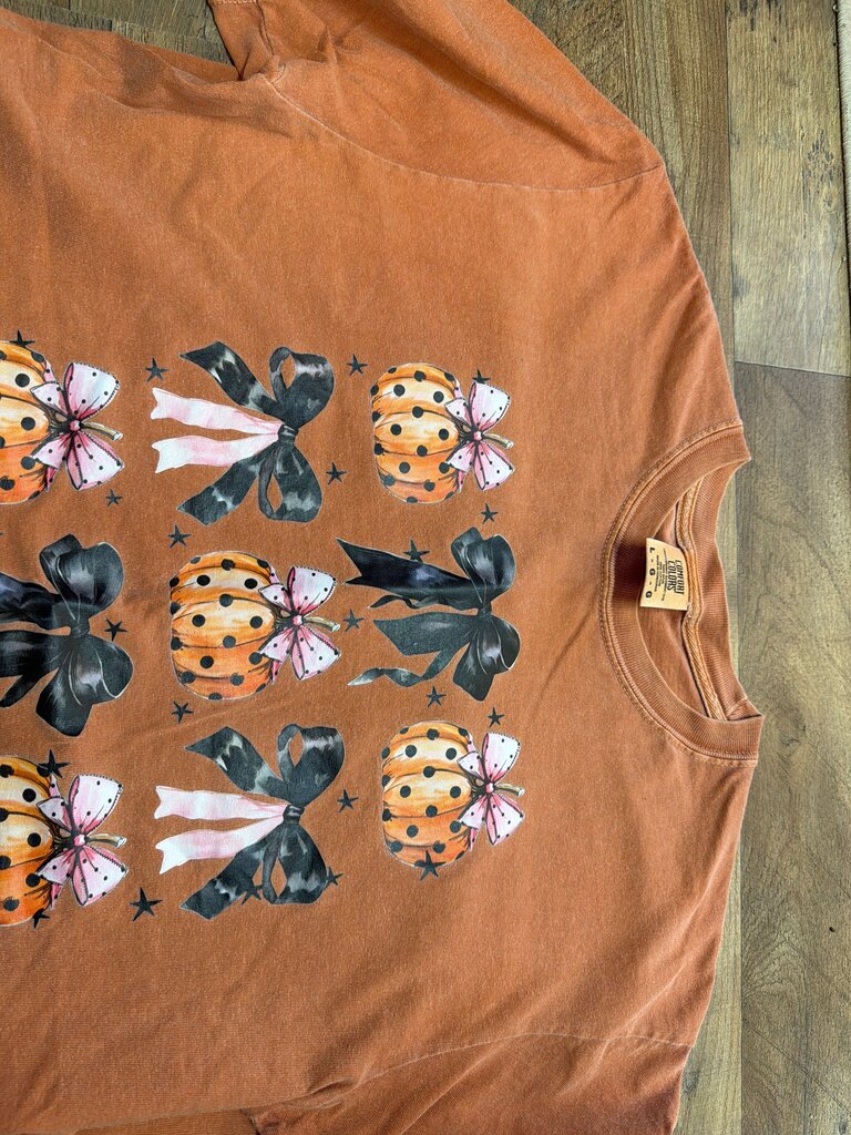 Comfort Colors Halloween Graphic Tee