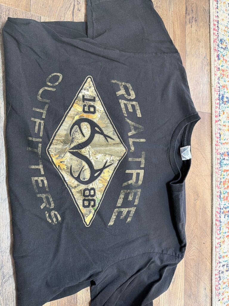 Realtree Outfitters T-Shirt
