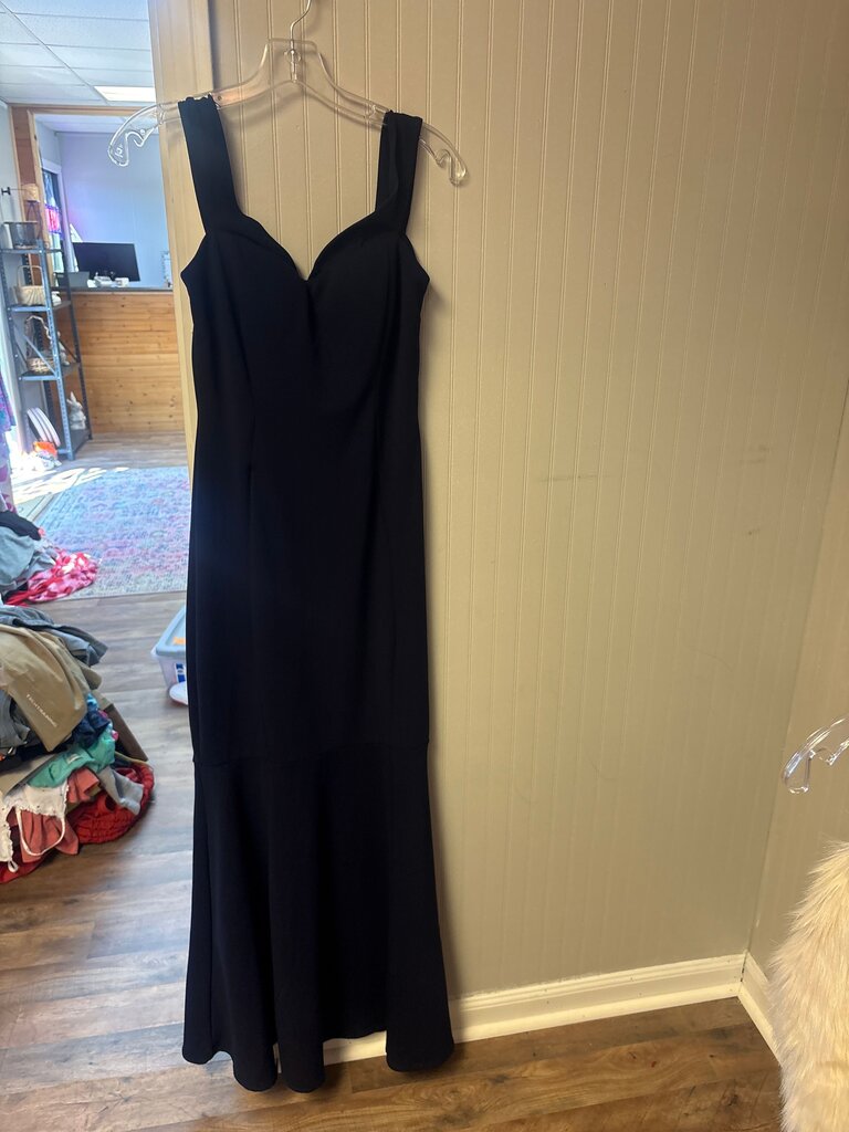 Elegant Black Maxi Dress