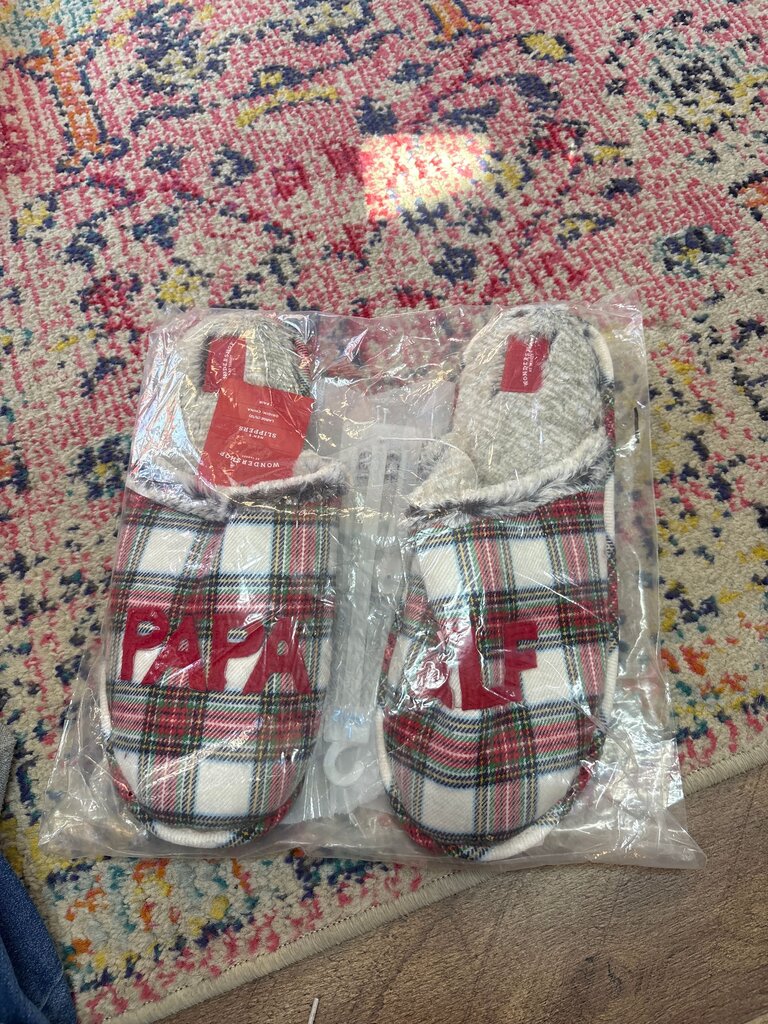 Plaid Slippers with 'PAPA' Text