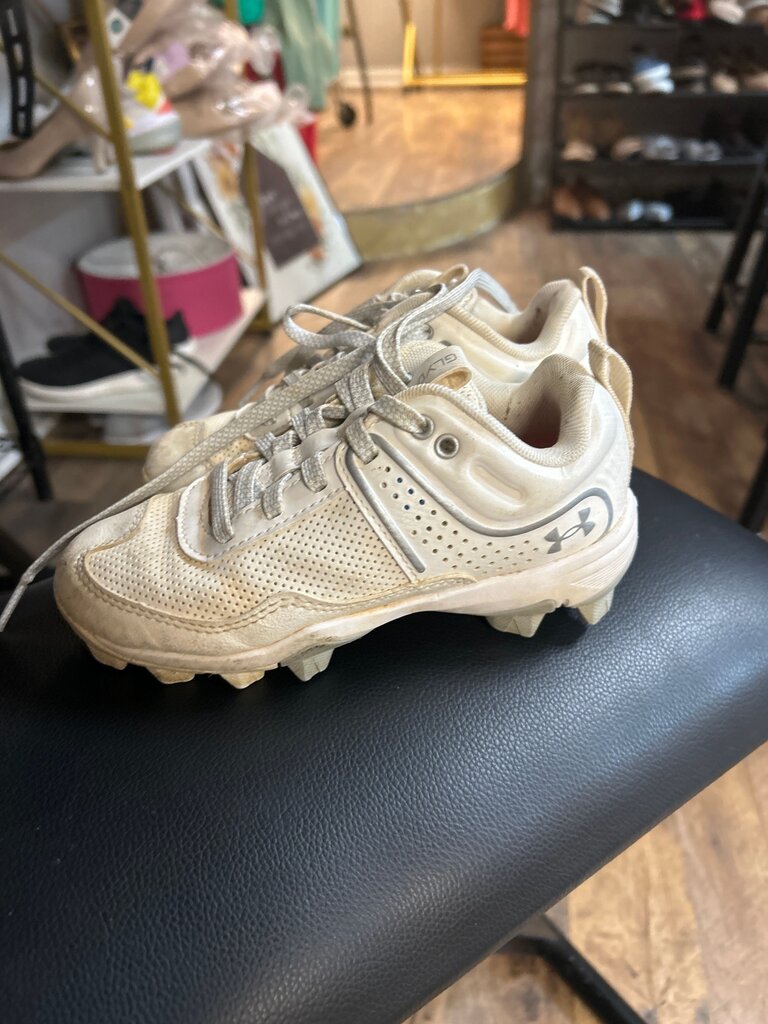 Under Armour Youth Soccer Cleats