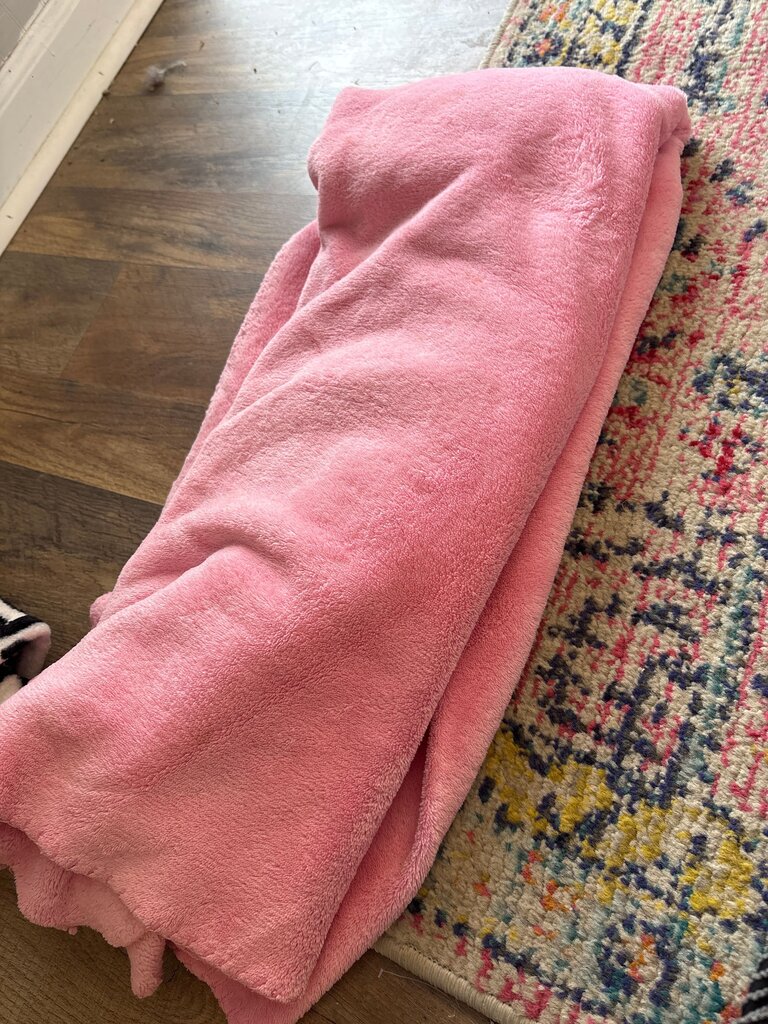 Soft Pink Fleece Blanket