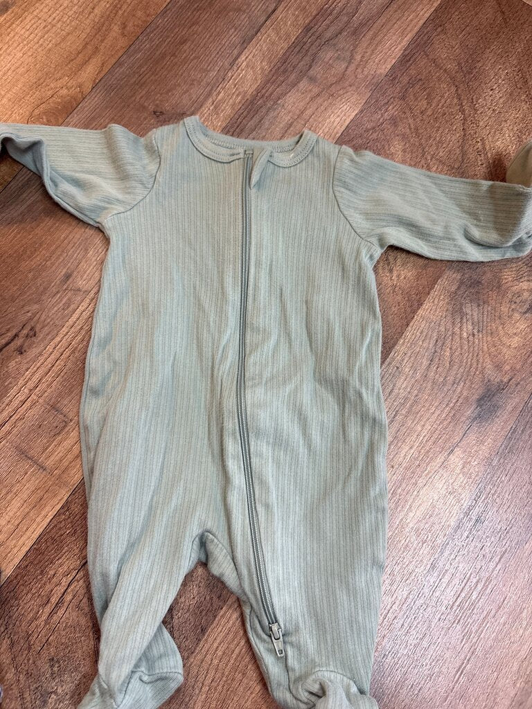 Wonder Nation Newborn Sleepwear