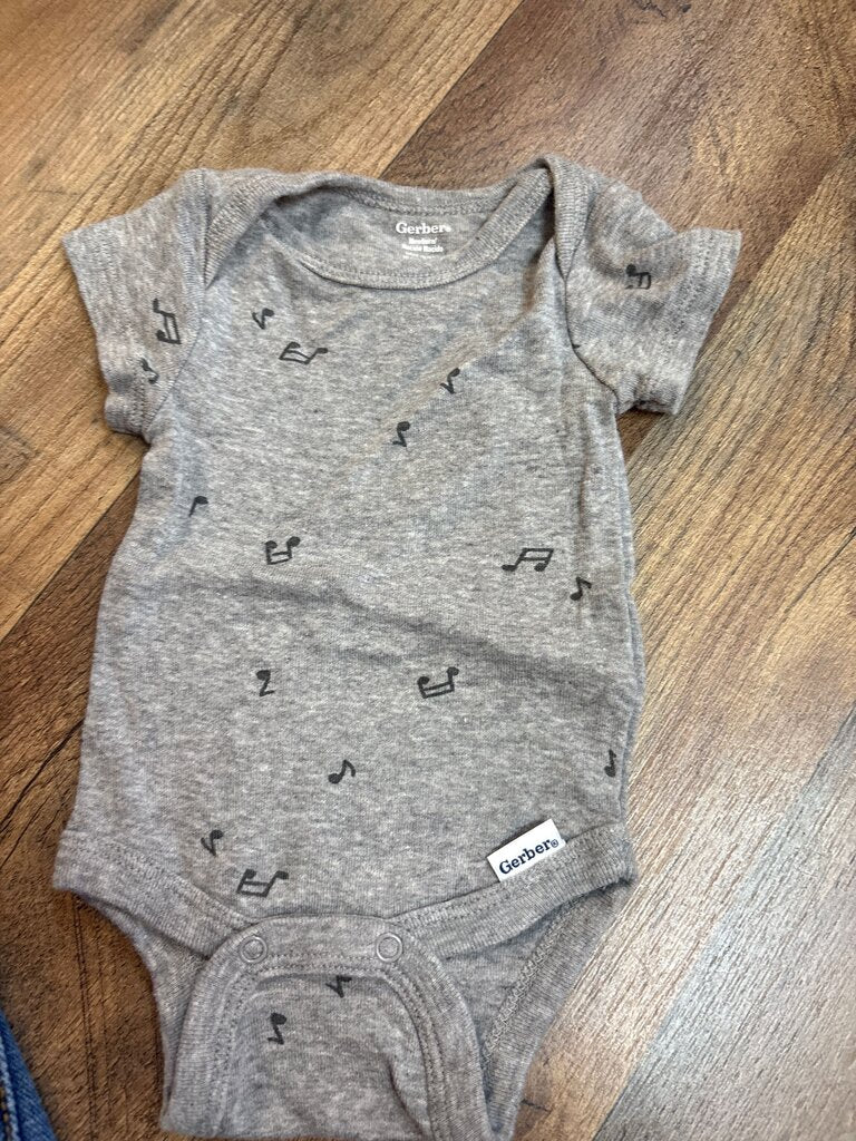 Gerber Newborn Gray Music Print Bodysuit