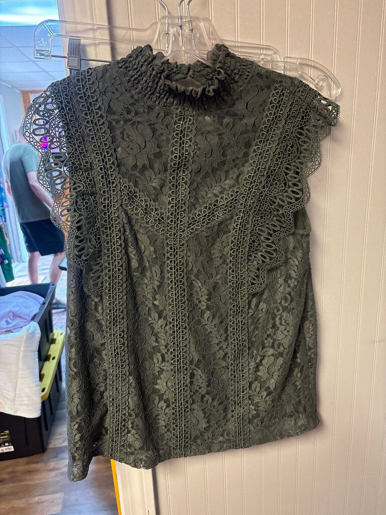 Cable & Gauge Feminine Lace Top