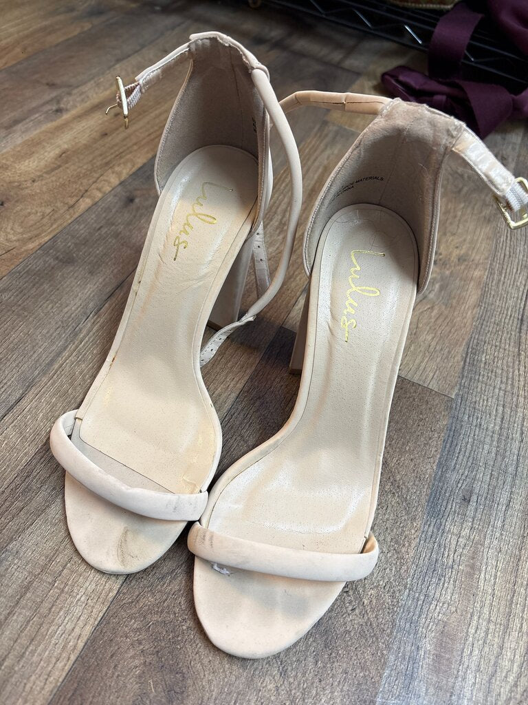 Lulus Women's Beige Heels