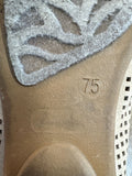 Women’s Beige Mesh Flats