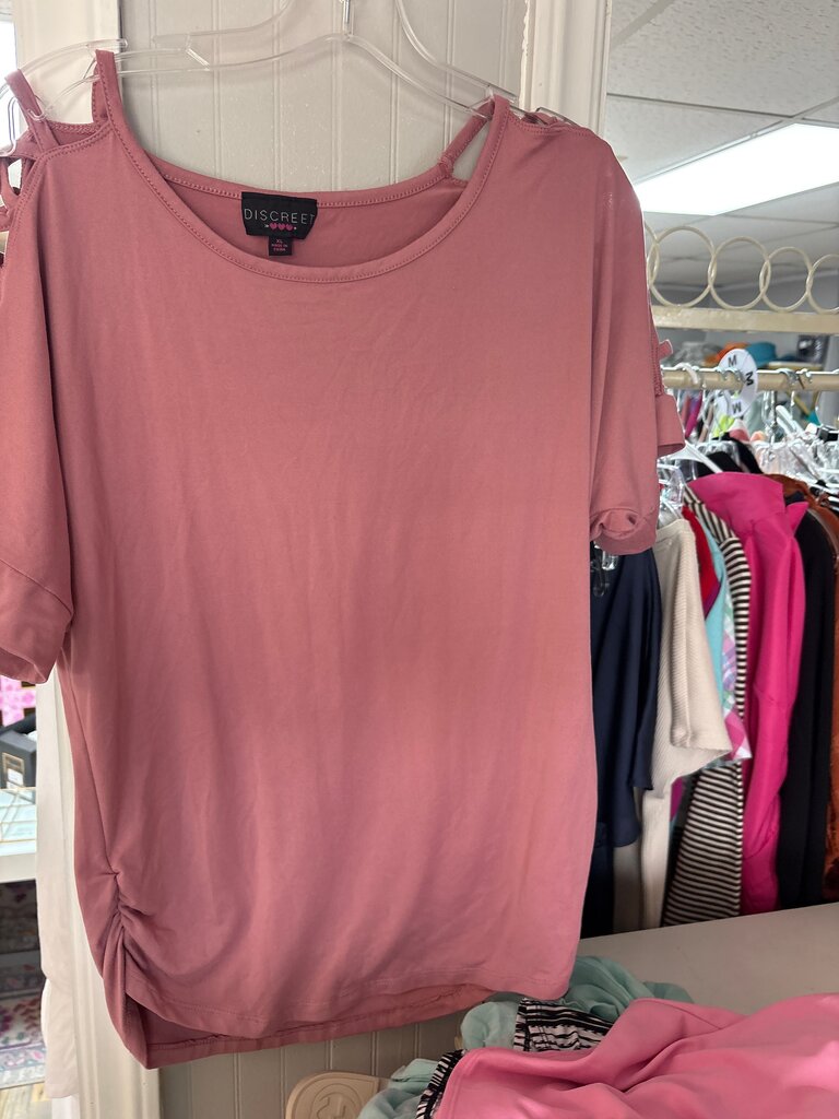 Discreet XL Pink Top