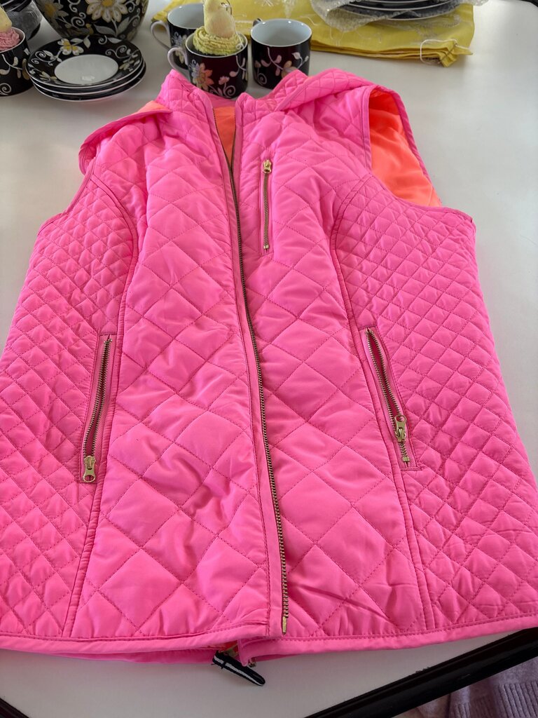 Crown & Ivy Pink Quilted Hooded Vest