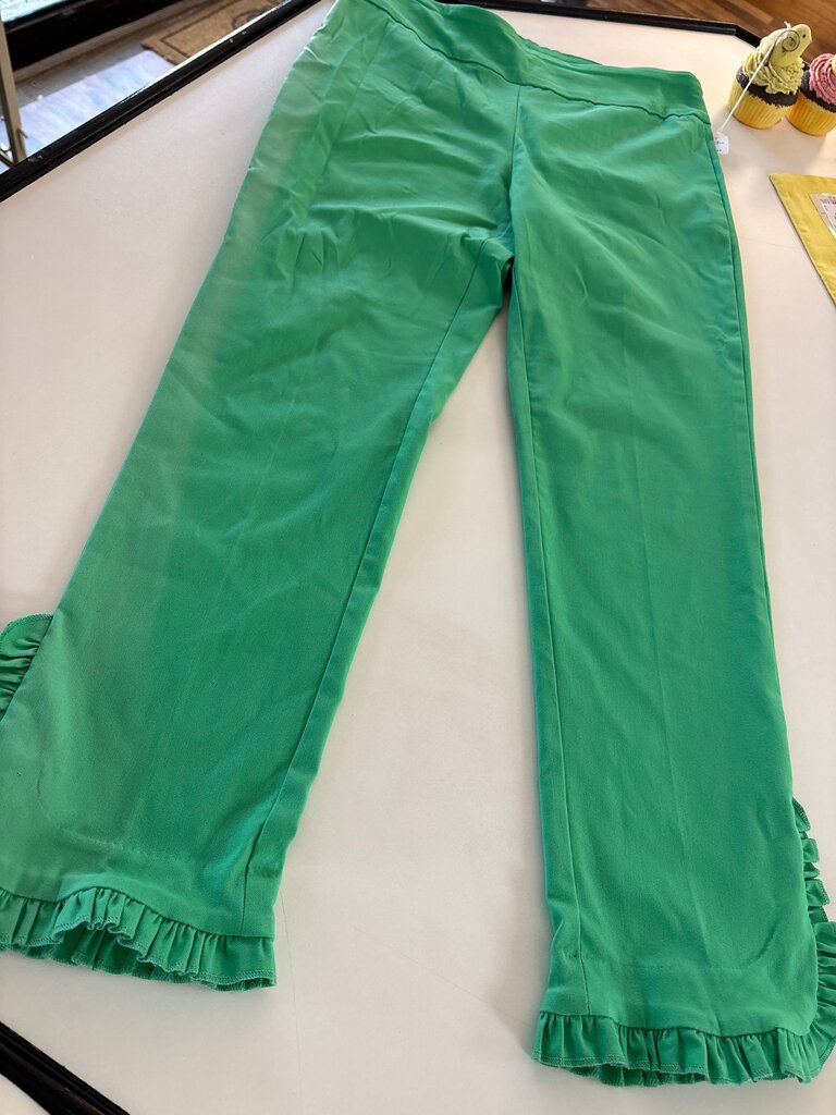 Crown & Ivy Green Ruffled Leggings