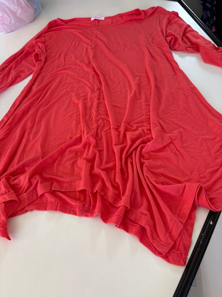 Belaroi Women's 2X Red Long Sleeve Top