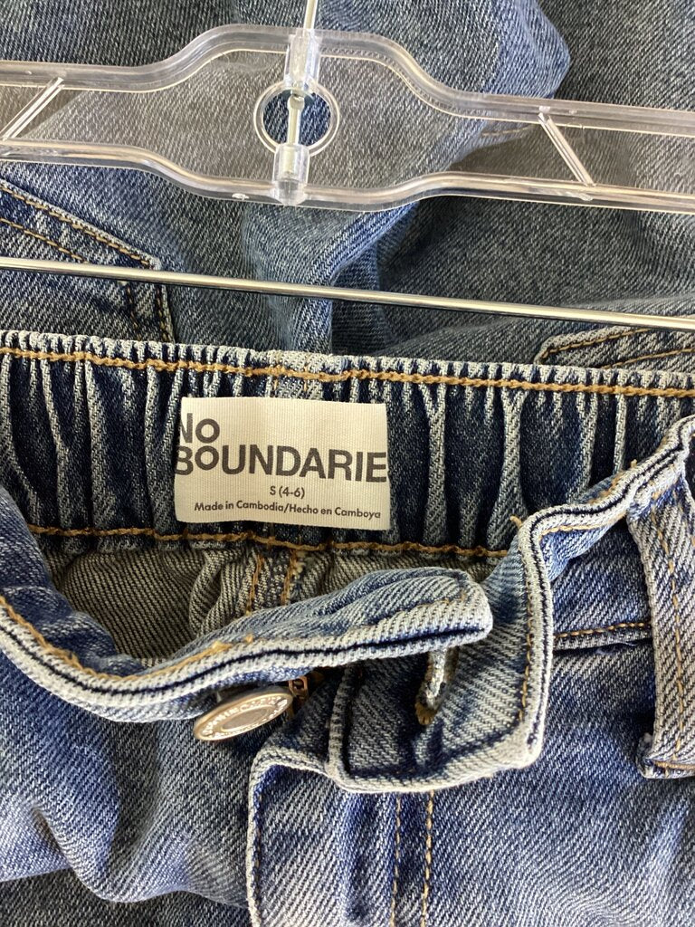No Boundaries Women's High-Waisted Denim Jeans