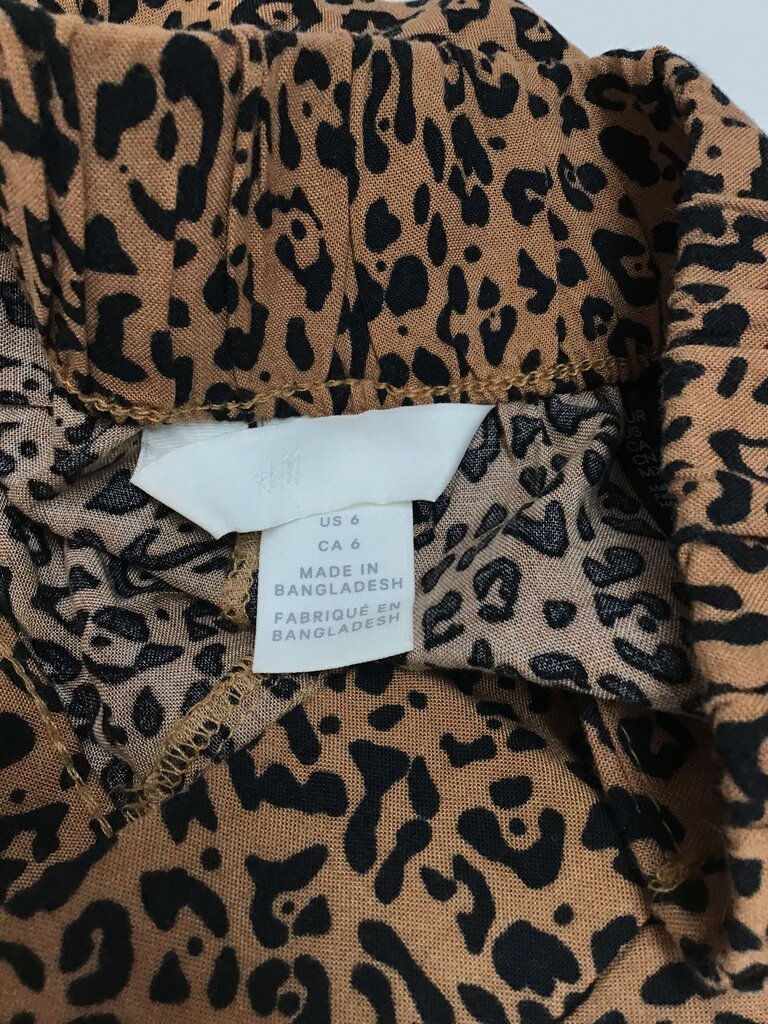 H&M Women's Leopard Print Shorts