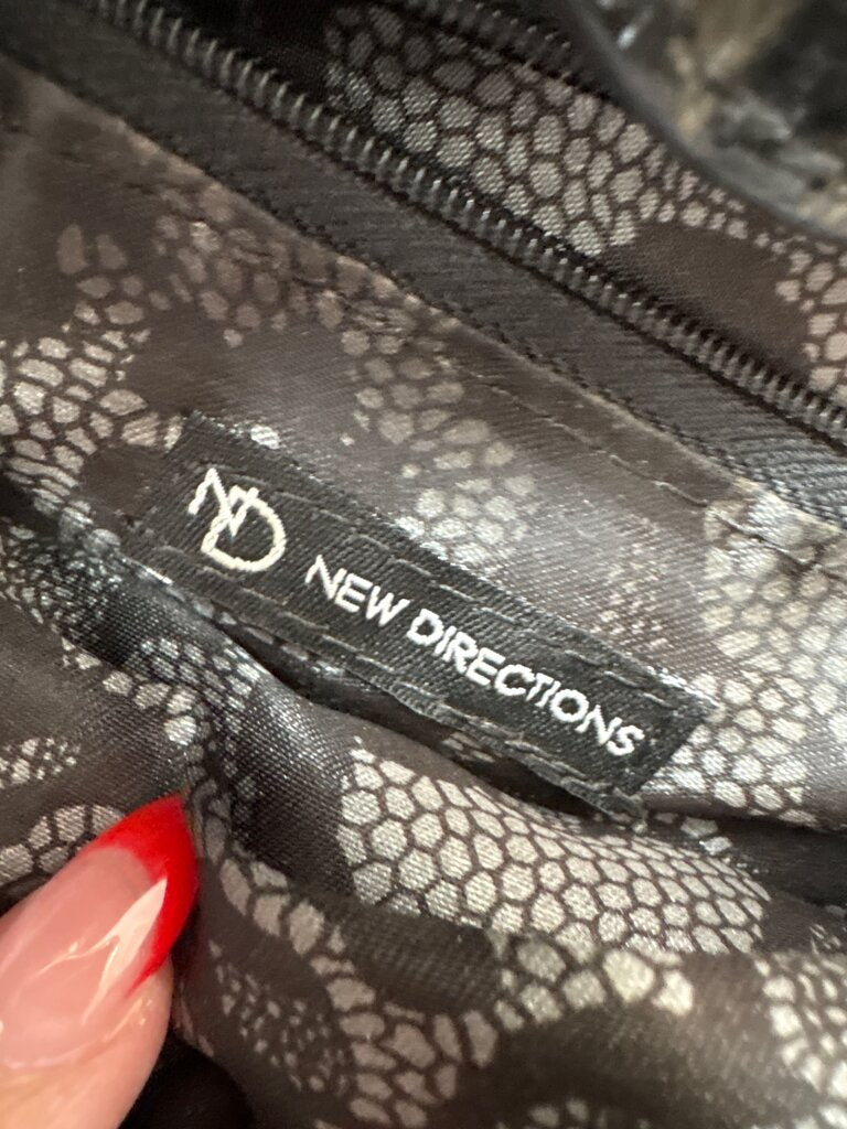 New Directions Leopard Print Handbag