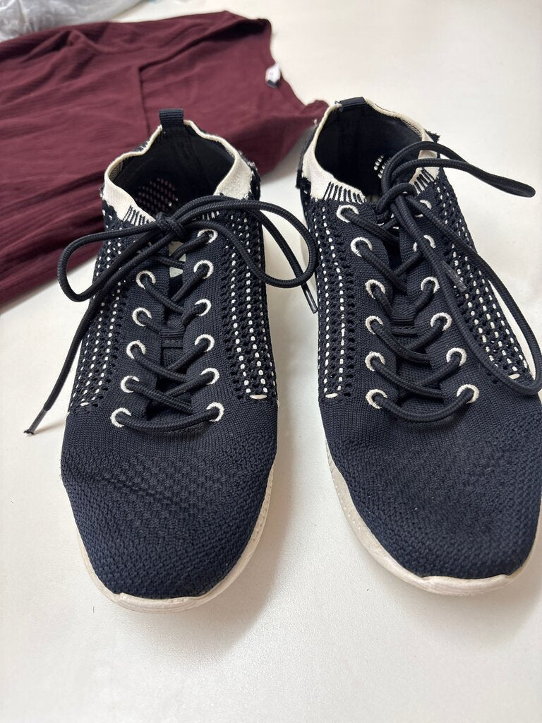 Nurture Women's Sneakers