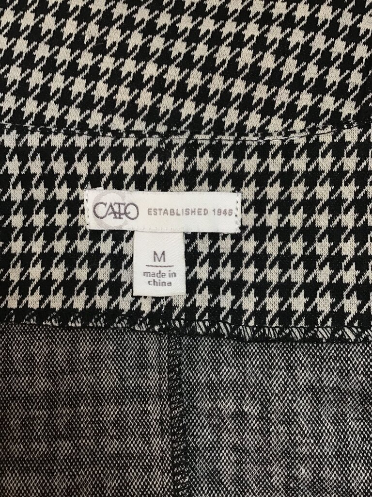 Cato Women's Houndstooth Pattern Top