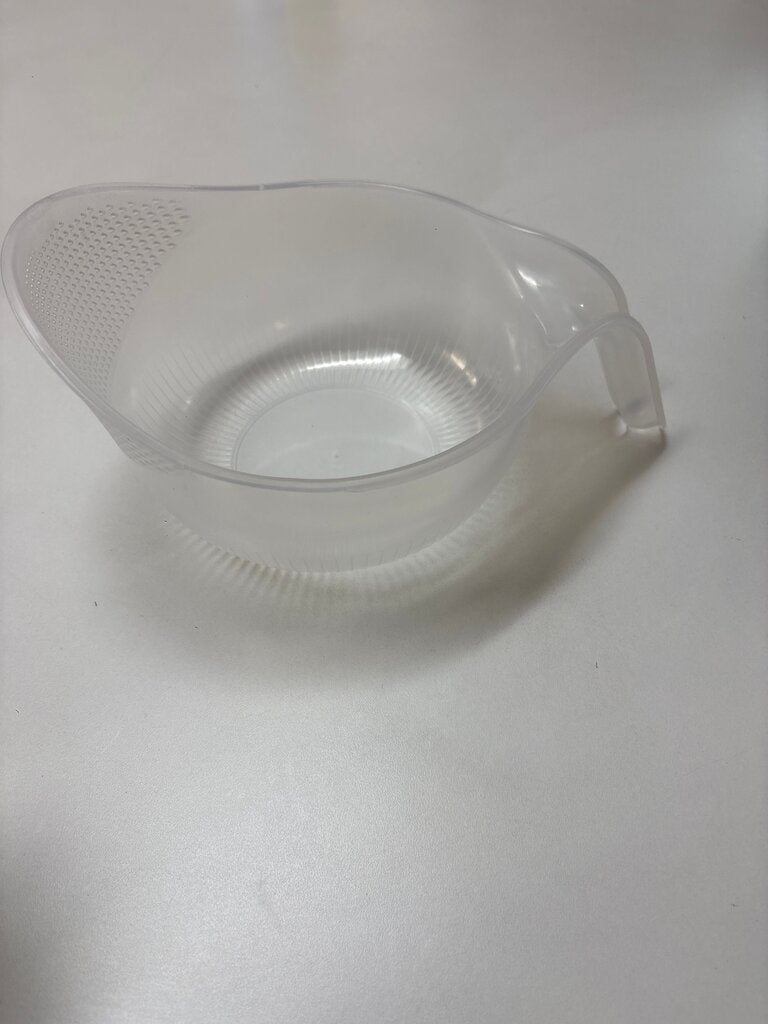 Plastic Measuring Cup with Handle