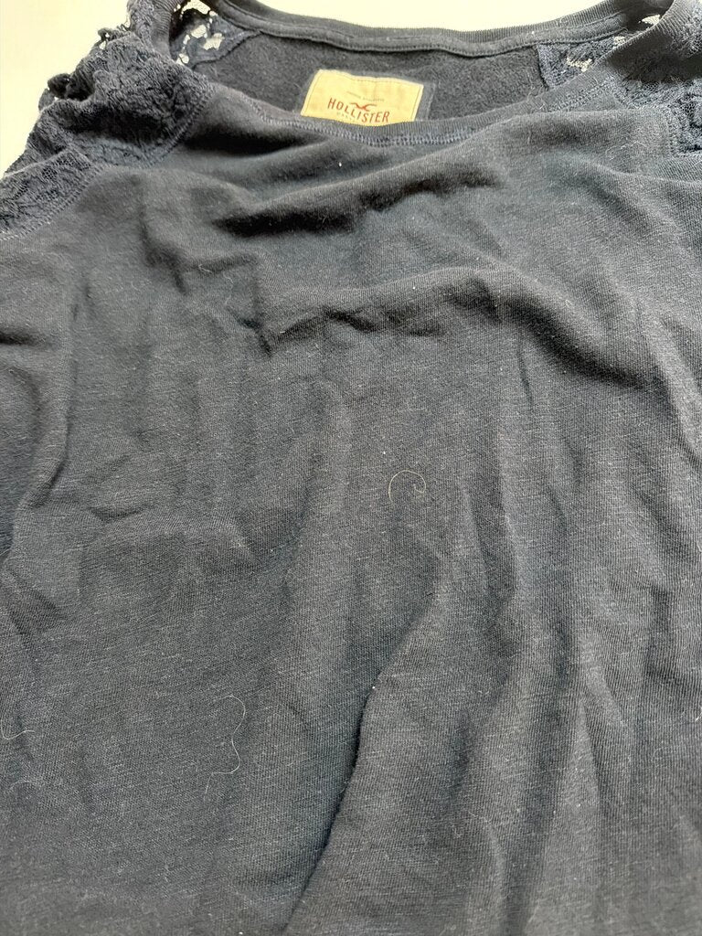 Hollister Women's Dark Navy Top