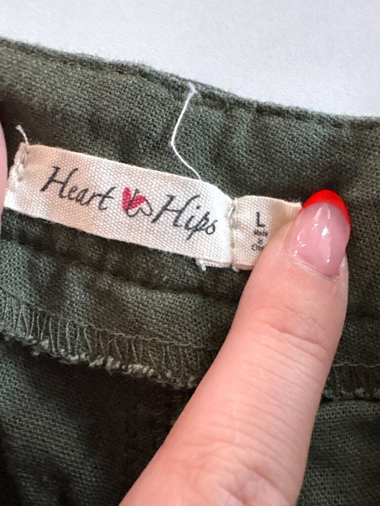 Heart vs Hips Women's Green Shorts