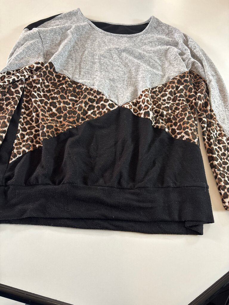 Leopard Print and Gray Women's 1X Top