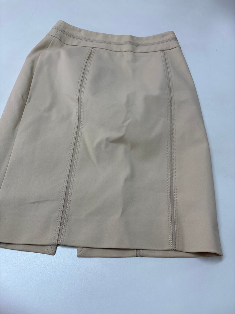 White House Black Market Perfect Form Skirt