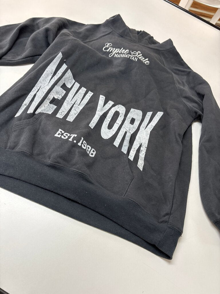 Social Scene New York Sweatshirt