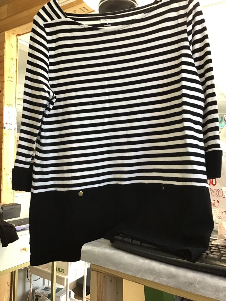 Kim Rogers Black and White Striped Long Sleeve Top