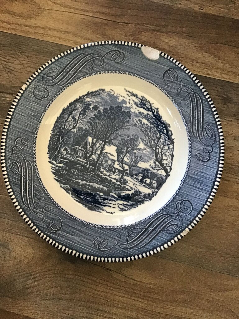 Blue Willow Decorative Plate