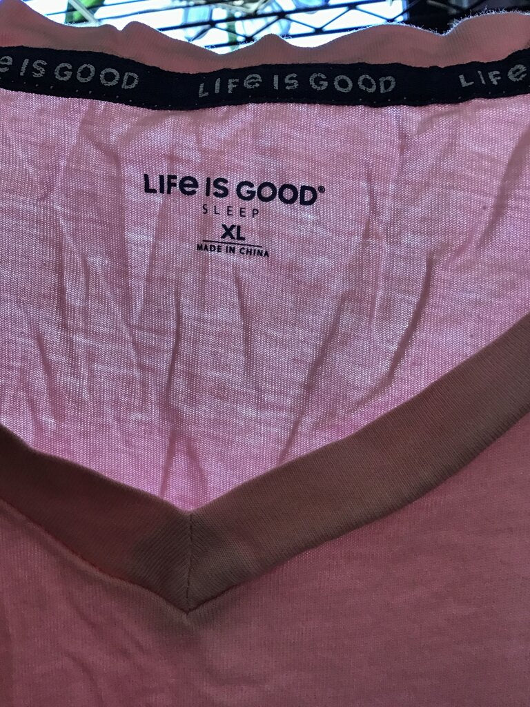 Life is Good Flower Graphic T-Shirt