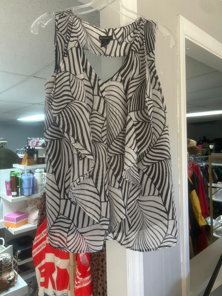New Directions Women's Leaf Print Top