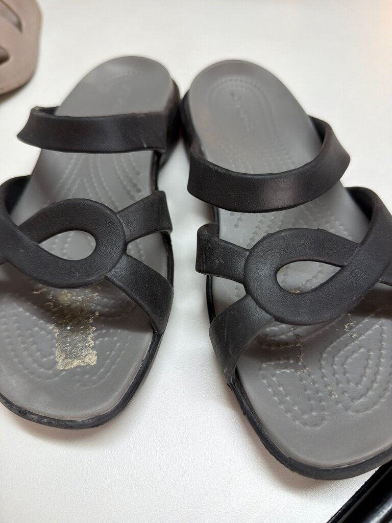 Black Casual Sandals with Open Toes