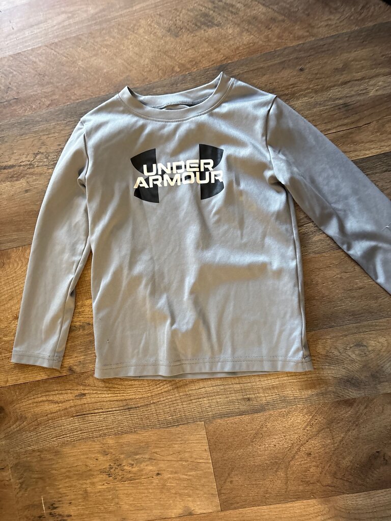 Under Armour Long Sleeve Shirt