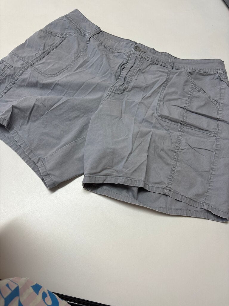 St. John's Bay Men's Cargo Shorts