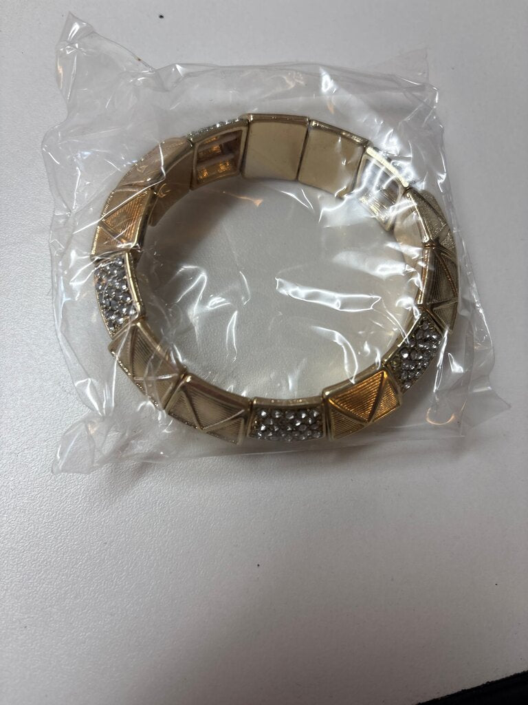 Fashionable Gold Bracelet with Rhinestones