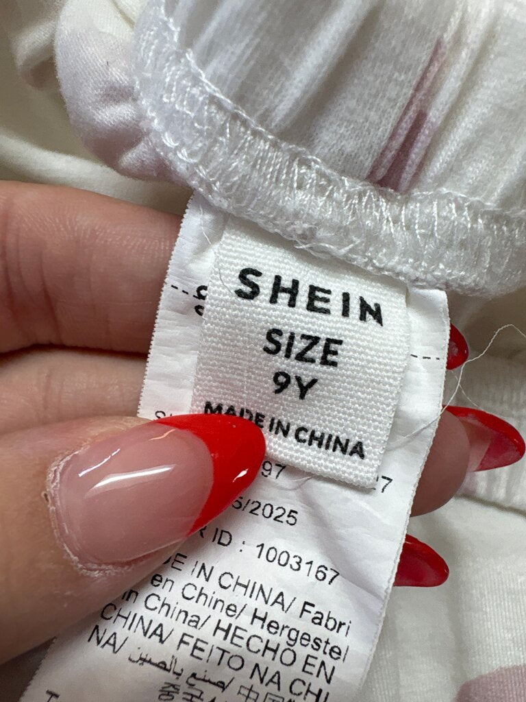 SHEIN Girls Heart Print Pajama Shorts