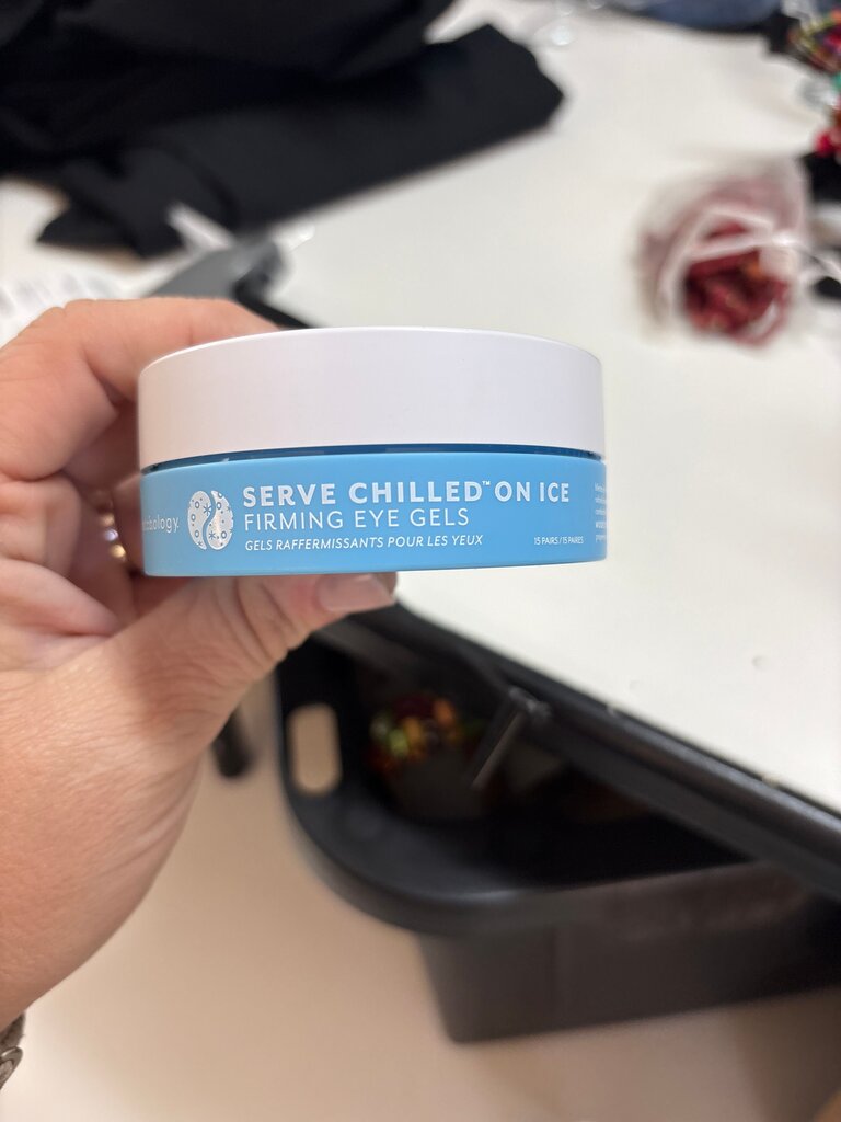 Serve Chilled Firming Eye Gels