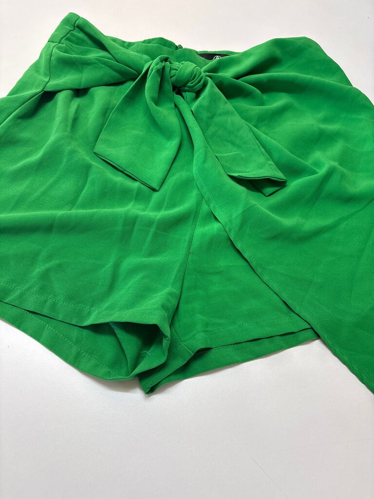 Green Bow Tie Front Shorts