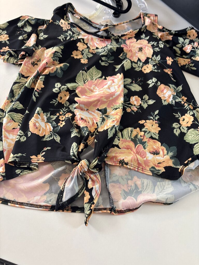 Floral Print Cold Shoulder Top