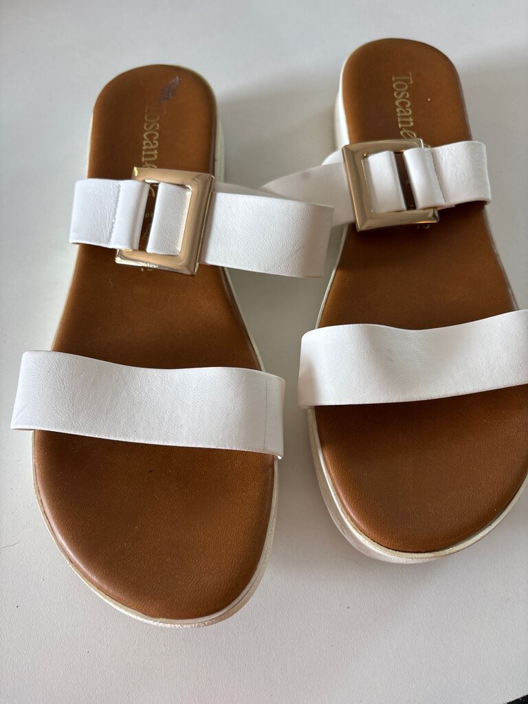 Toscane White Strappy Sandals