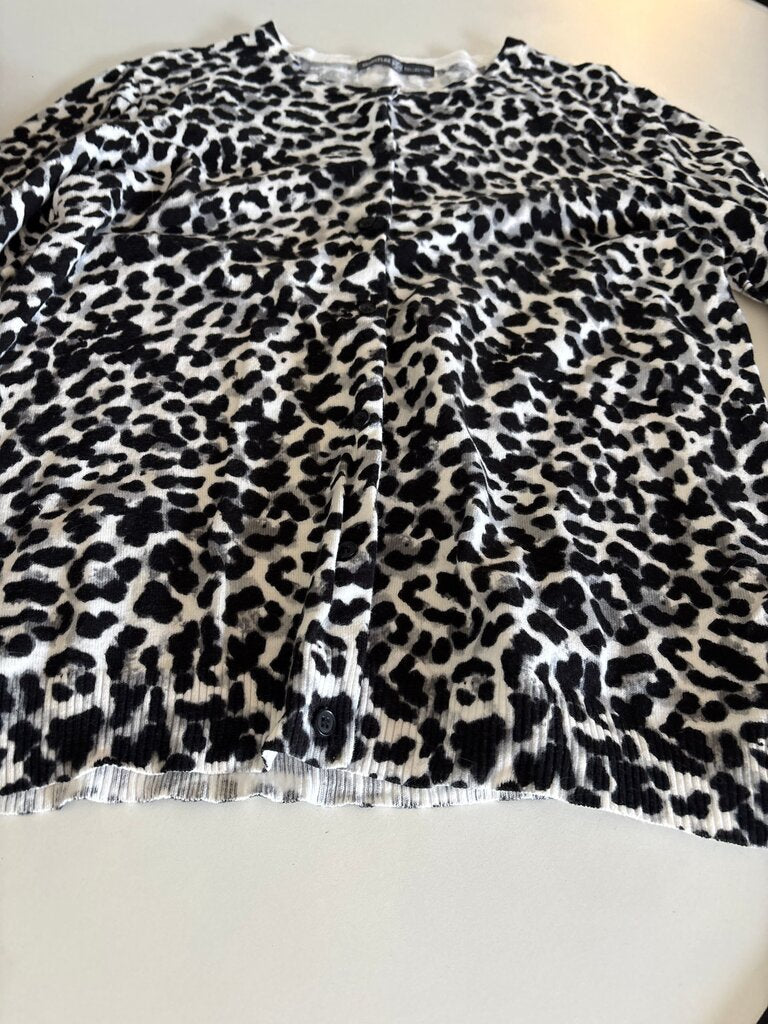 Signature Collection Leopard Print Cardigan