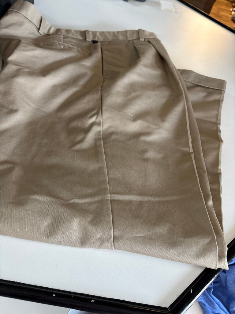 Dockers Khaki Pants