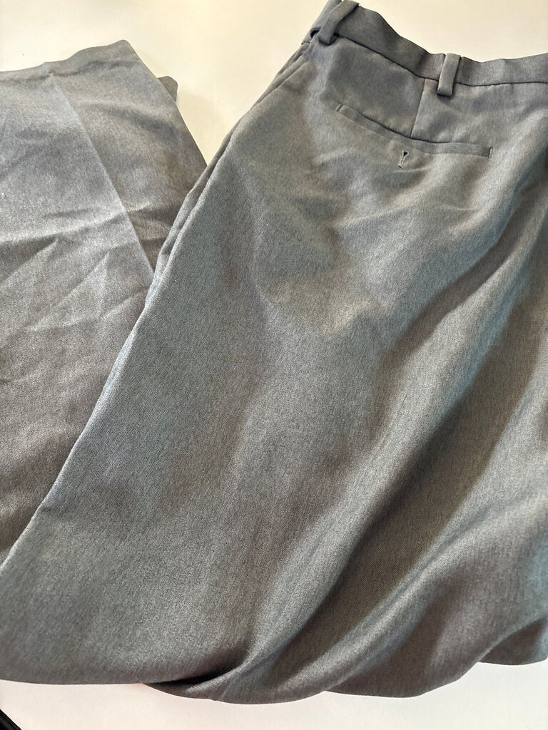 Haggar Classic Fit Grey Pants