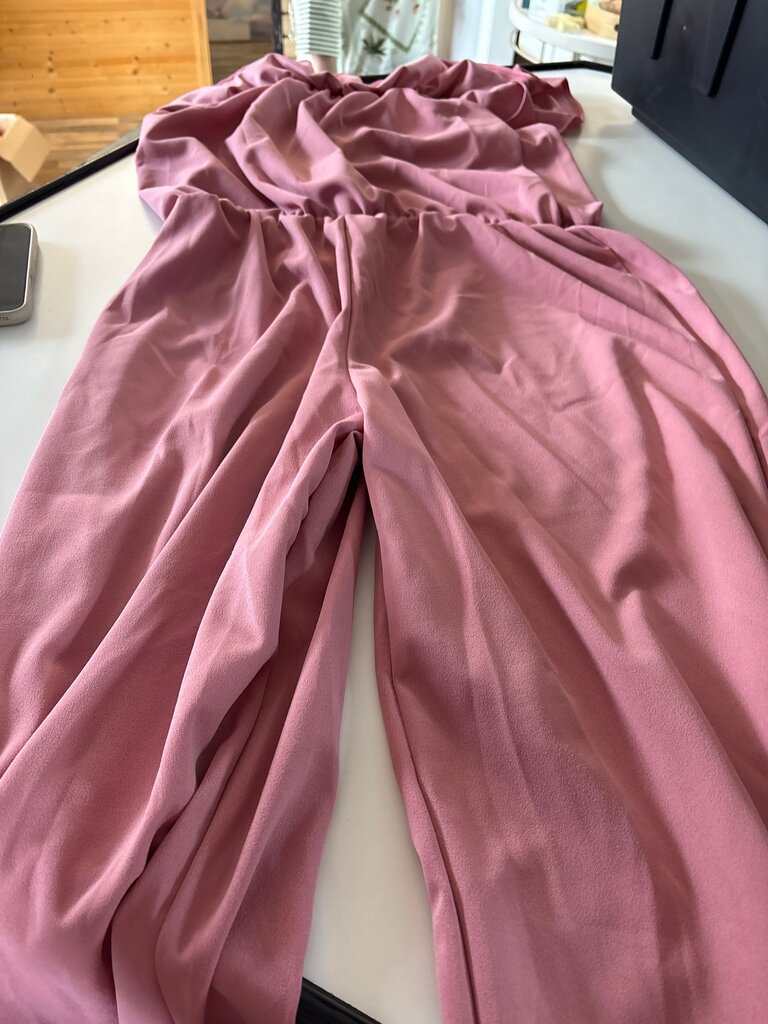 Hybrid & Company Women's Pink Jumpsuit