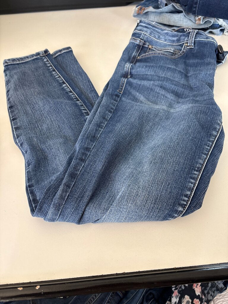 Women's Regular Fit Denim Jeans